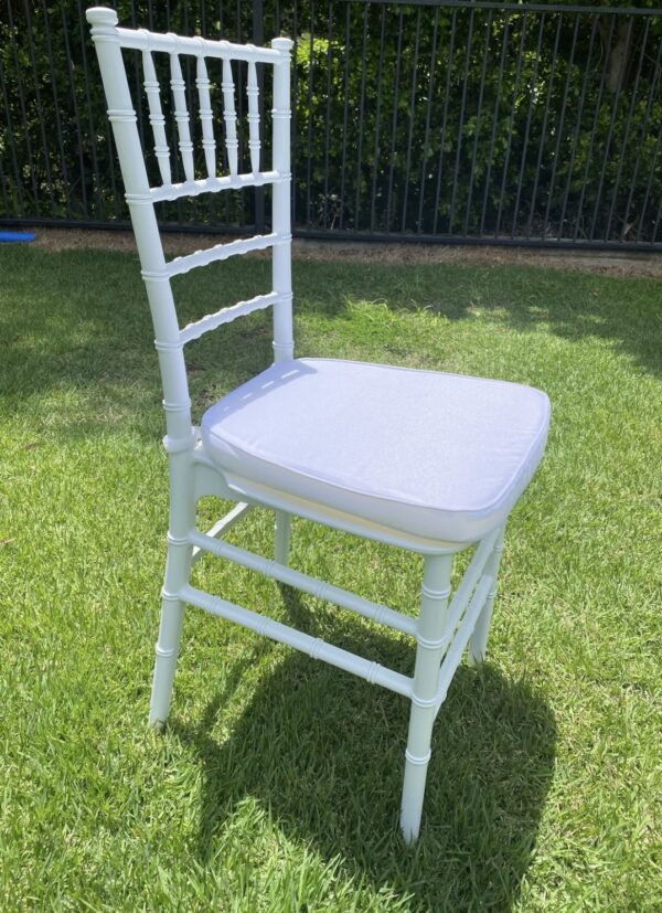 Tiffany Chairs with cushion - Image 3