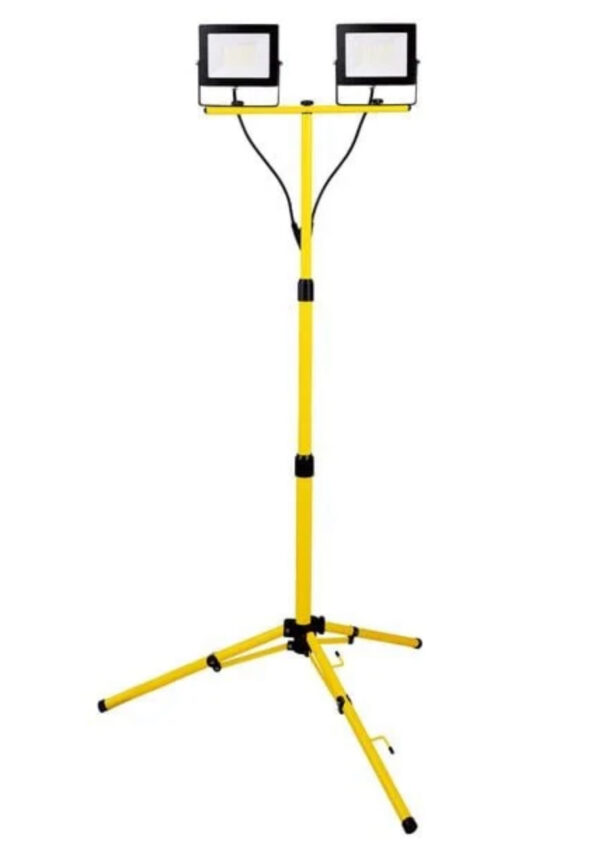 LED worklight with 1.4m tripod