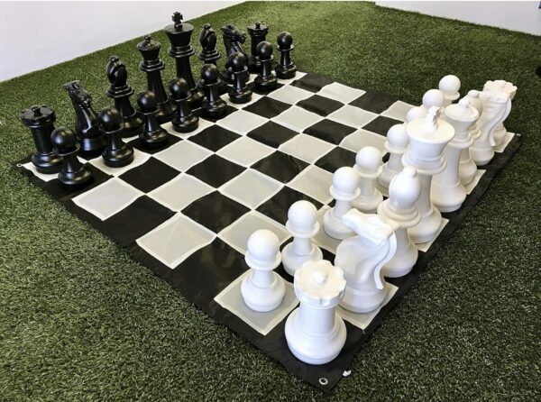 Giant lawn chess (1.5x1.5m) - Image 2
