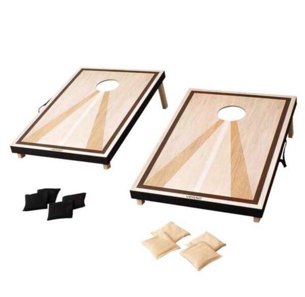 Corn hole toss - Image 2