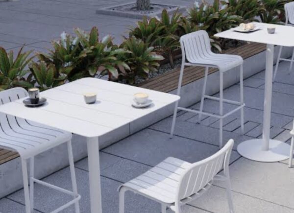High back bar chair - Image 2