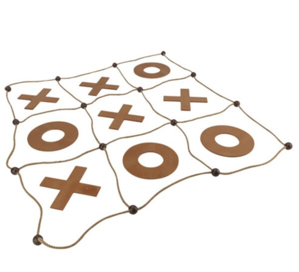 Giant naughts and crosses